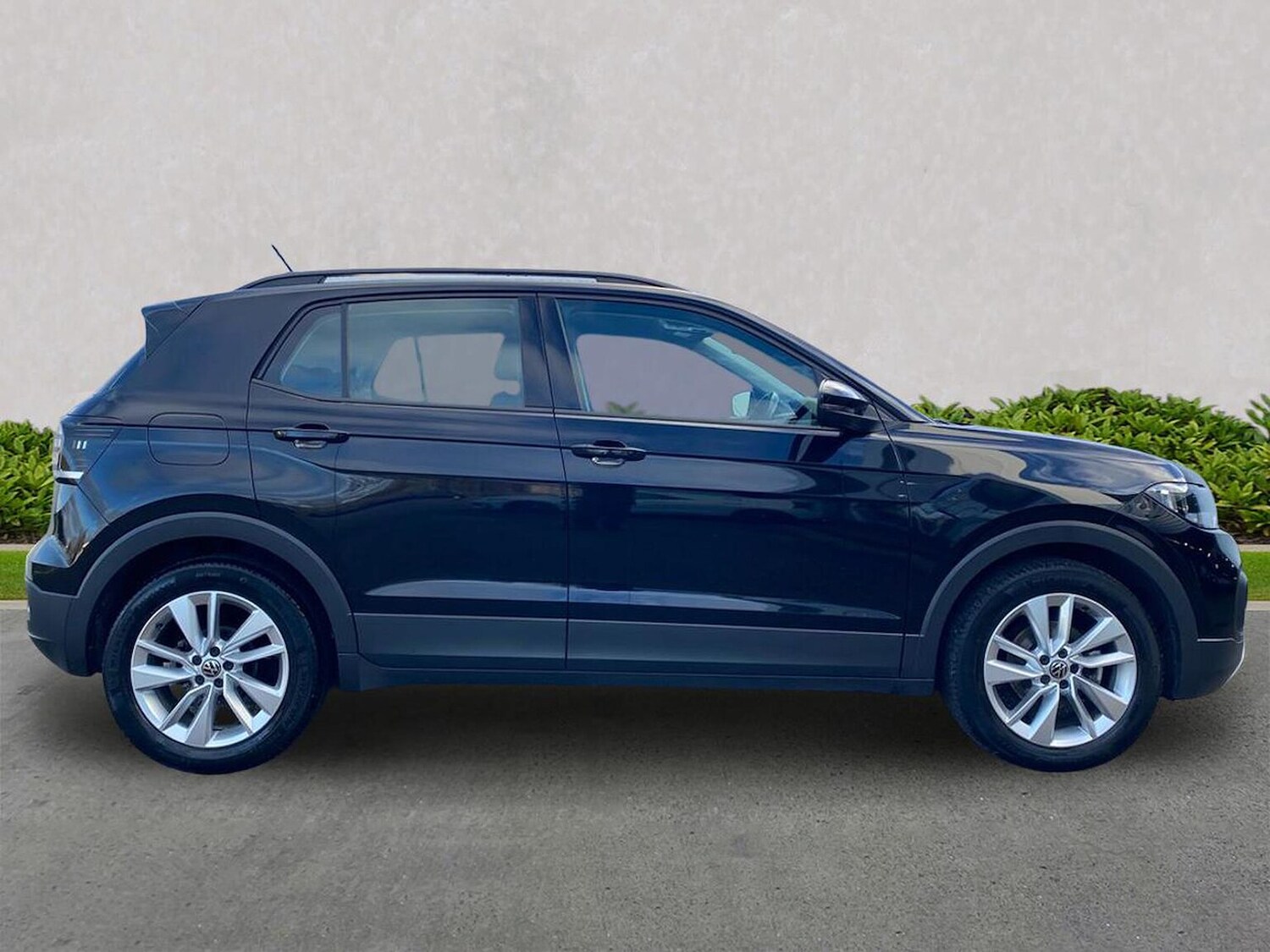 Used Volkswagen T-Cross 2022 for sale - 76725938: Photo 3