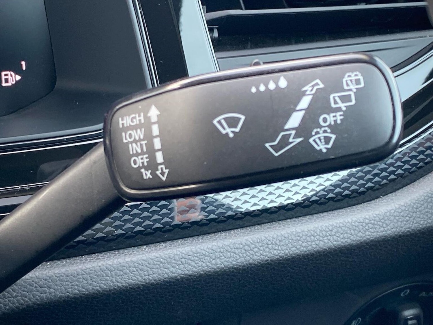 Used Volkswagen Taigo 2025 for sale - 78039289: Photo 27