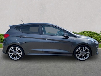 Used Ford Fiesta 2018 for sale - 79259151: Photo