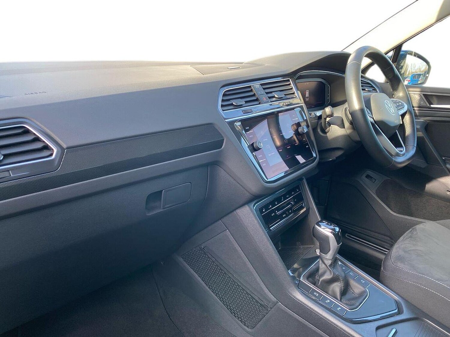 Used Volkswagen Tiguan 2023 for sale - 78195909: Photo 7