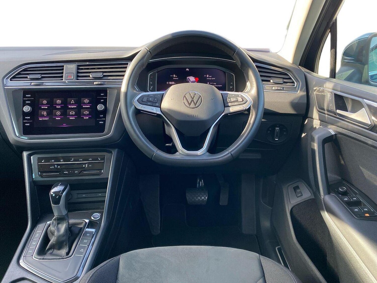 Used Volkswagen Tiguan 2023 for sale - 78195909: Photo 9