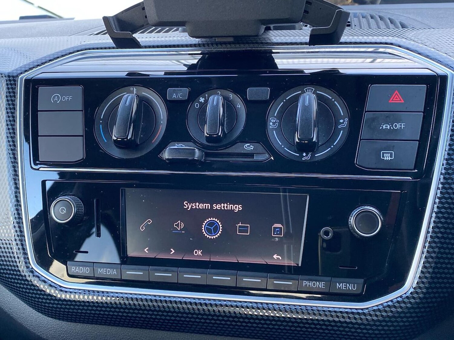 Used Volkswagen up! 2022 for sale - 78195924: Photo 11