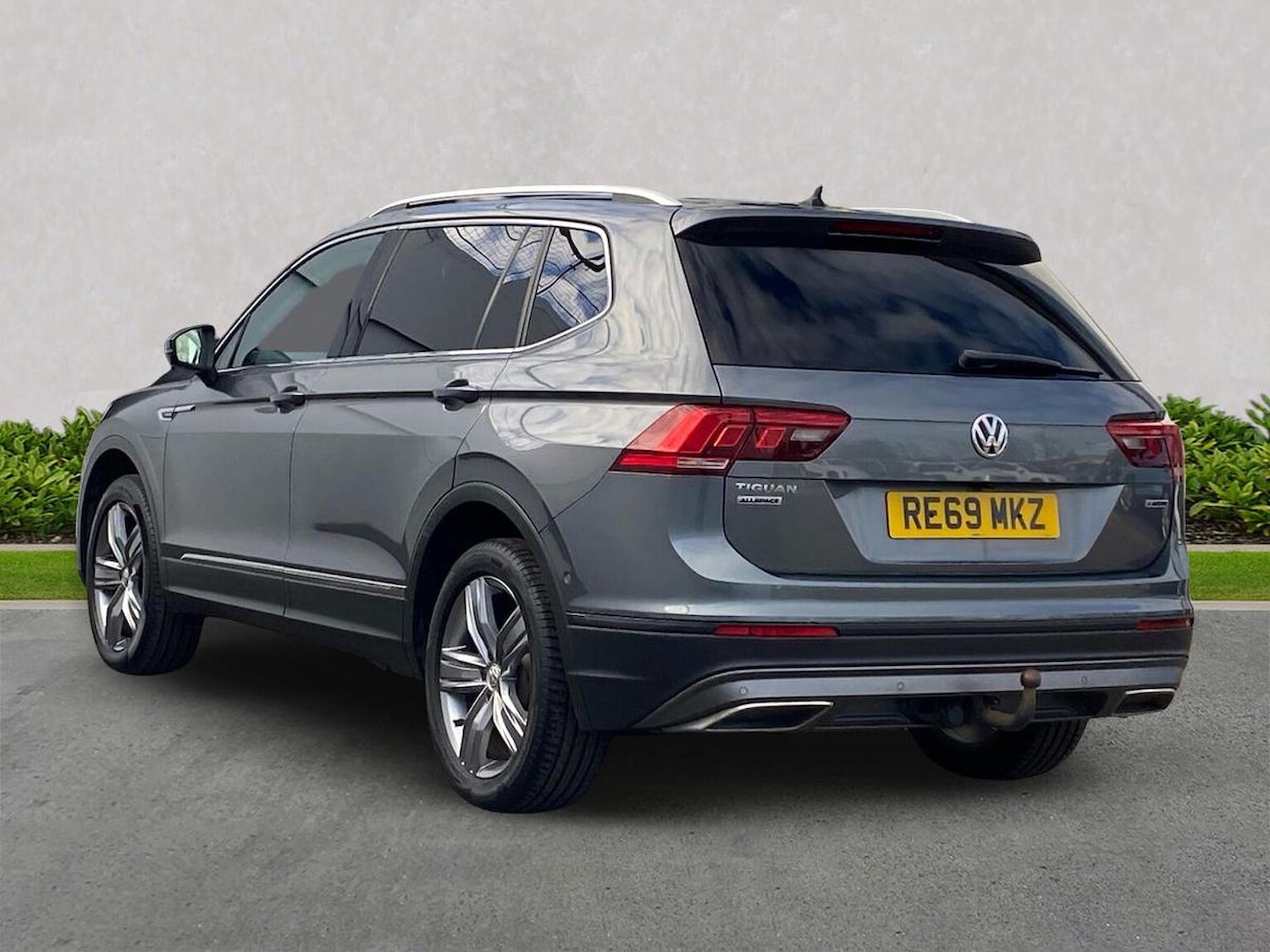 Used Volkswagen Tiguan Allspace 2019 for sale - 76357938: Photo 2