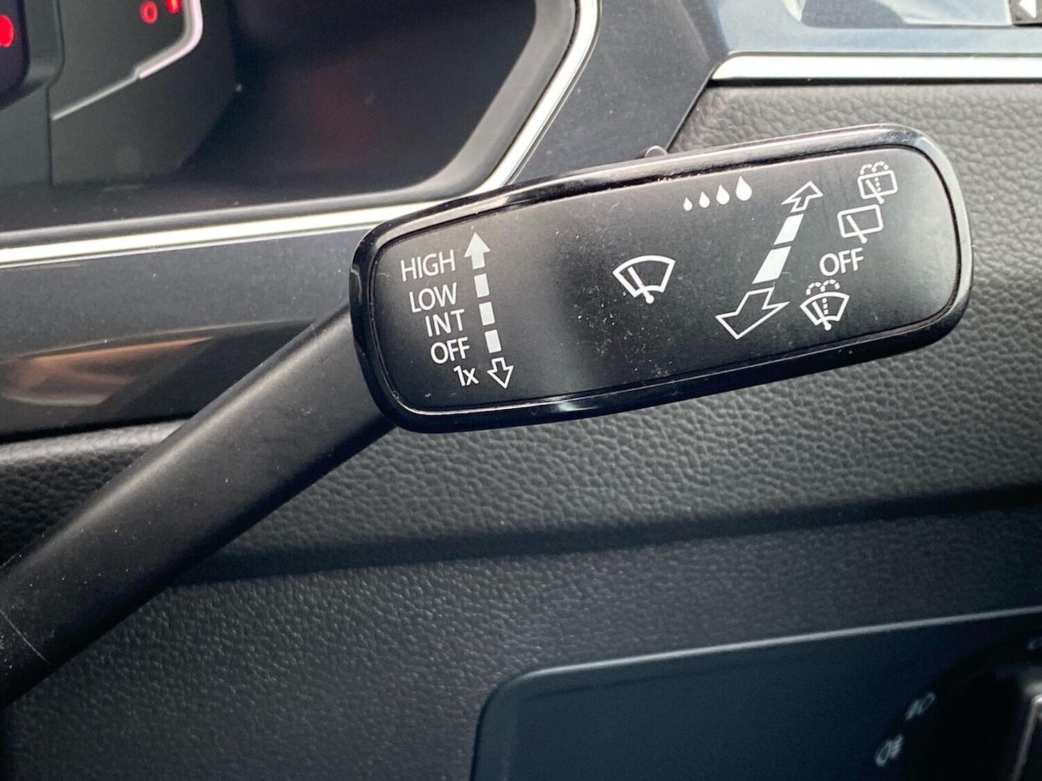 Used Volkswagen Tiguan 2020 for sale - 75975425: Photo 28