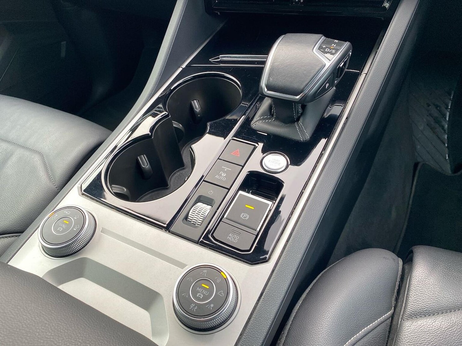 Used Volkswagen Touareg 2022 for sale - 76974582: Photo 13