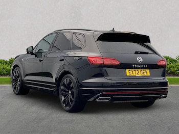 Used Volkswagen Touareg 2022 for sale - 76974582: Photo