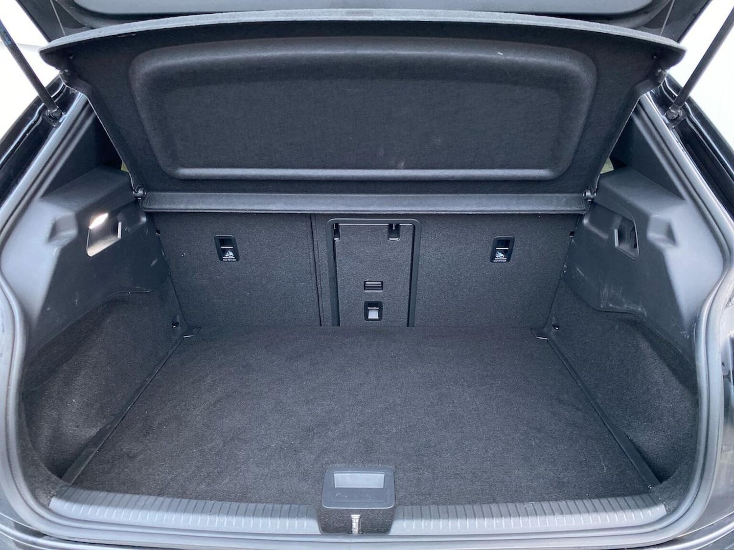 Used Volkswagen ID.3 2020 for sale - 77775144: Photo 17