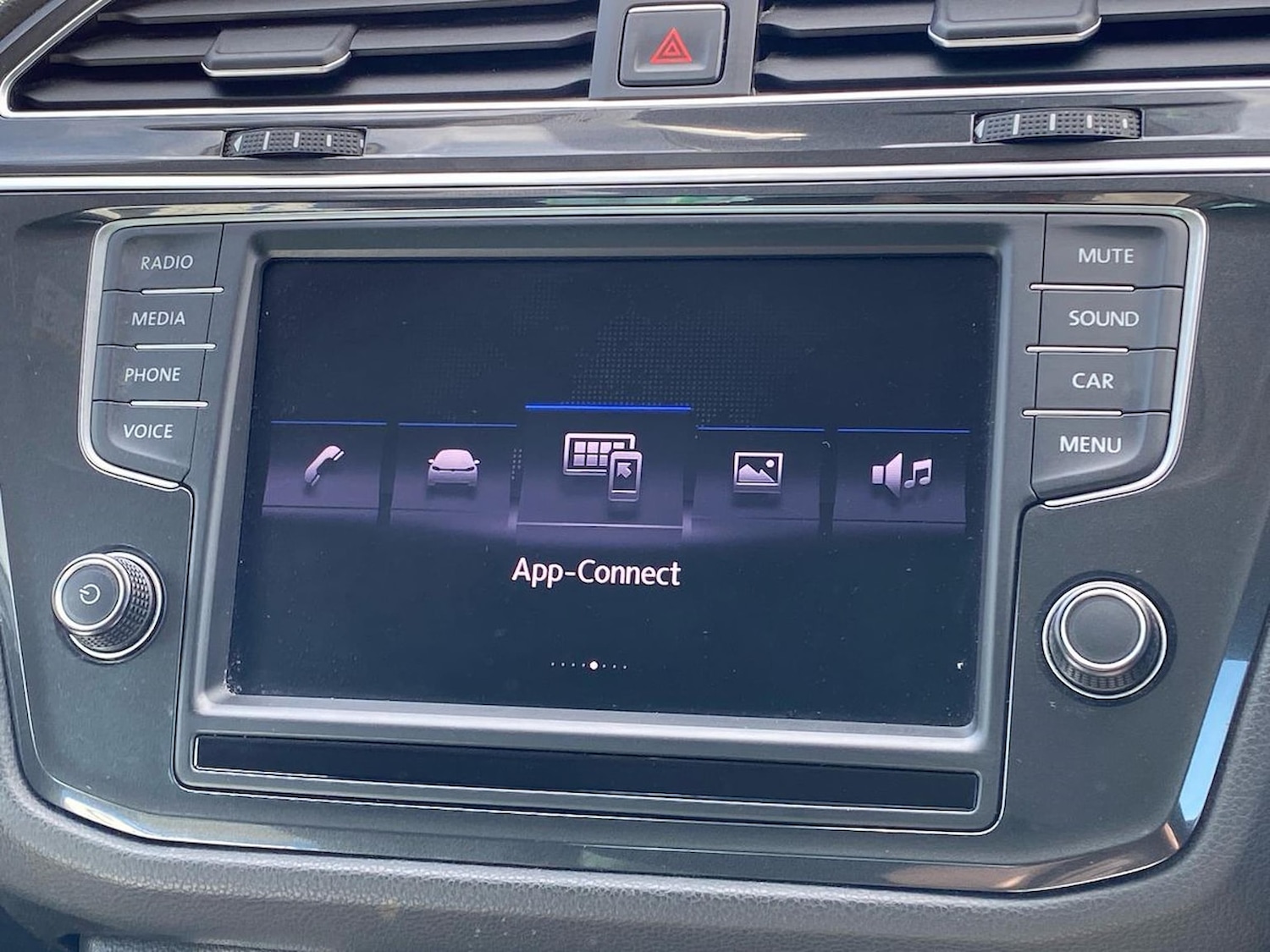 Used Volkswagen Tiguan 2017 for sale - 78195939: Photo 11