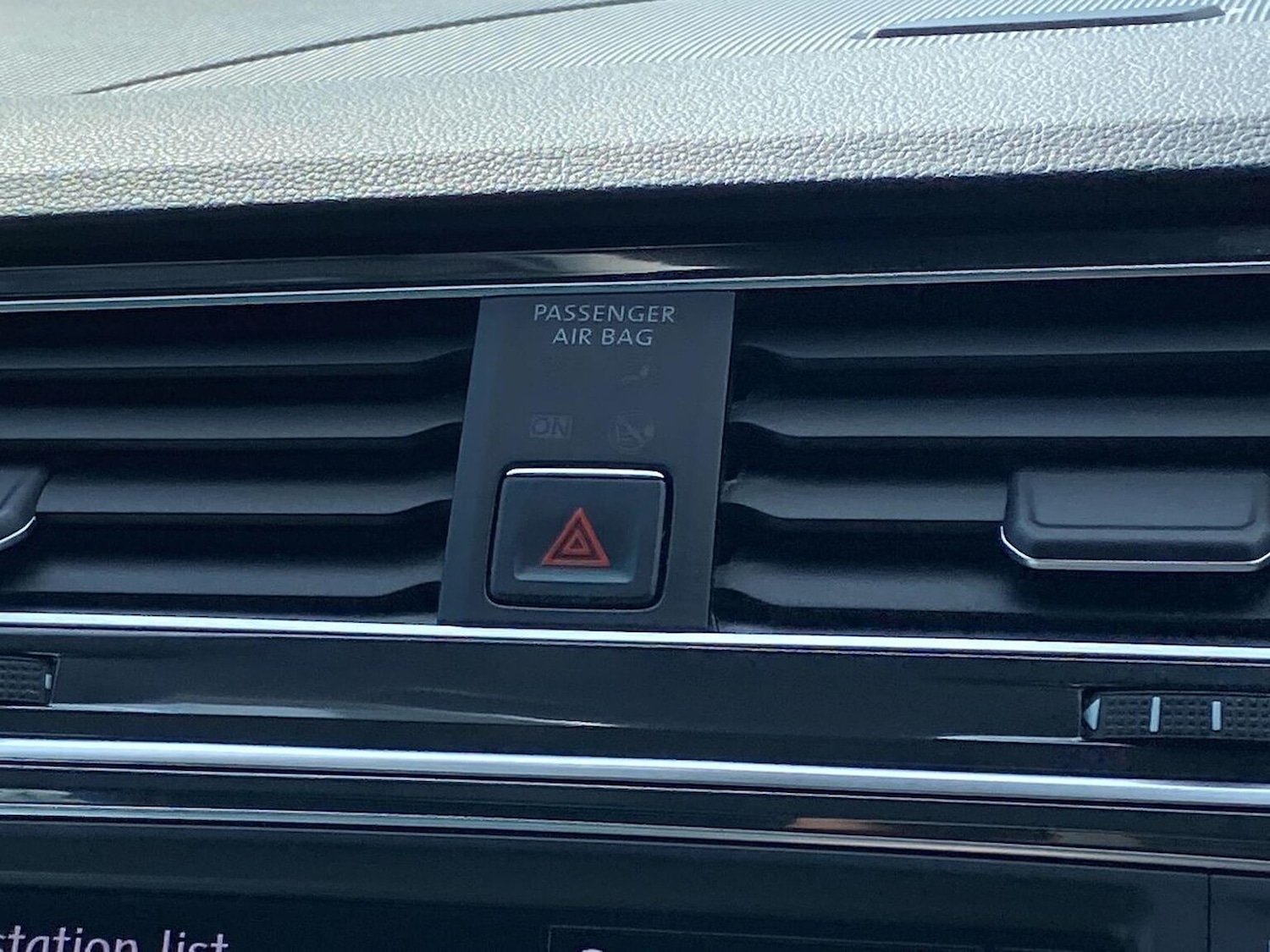 Used Volkswagen Tiguan 2017 for sale - 78195939: Photo 22