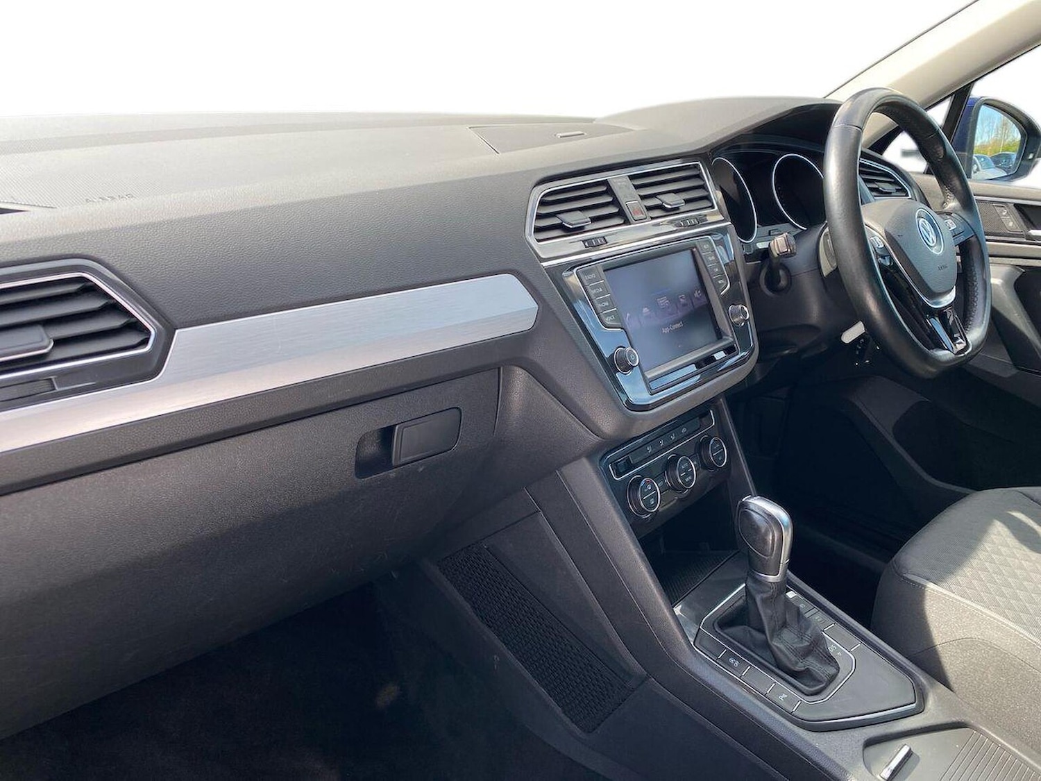 Used Volkswagen Tiguan 2017 for sale - 78195939: Photo 7