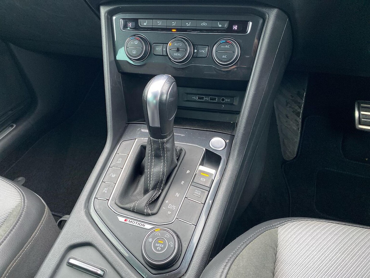 Used Volkswagen Tiguan 2020 for sale - 76969999: Photo 13