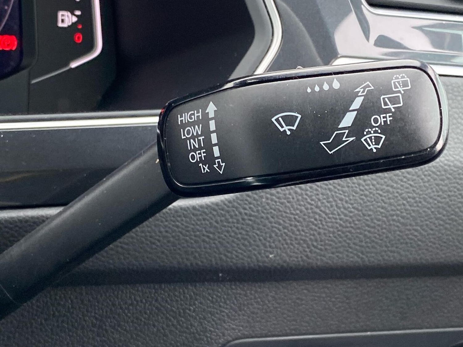 Used Volkswagen Tiguan 2020 for sale - 76969999: Photo 28