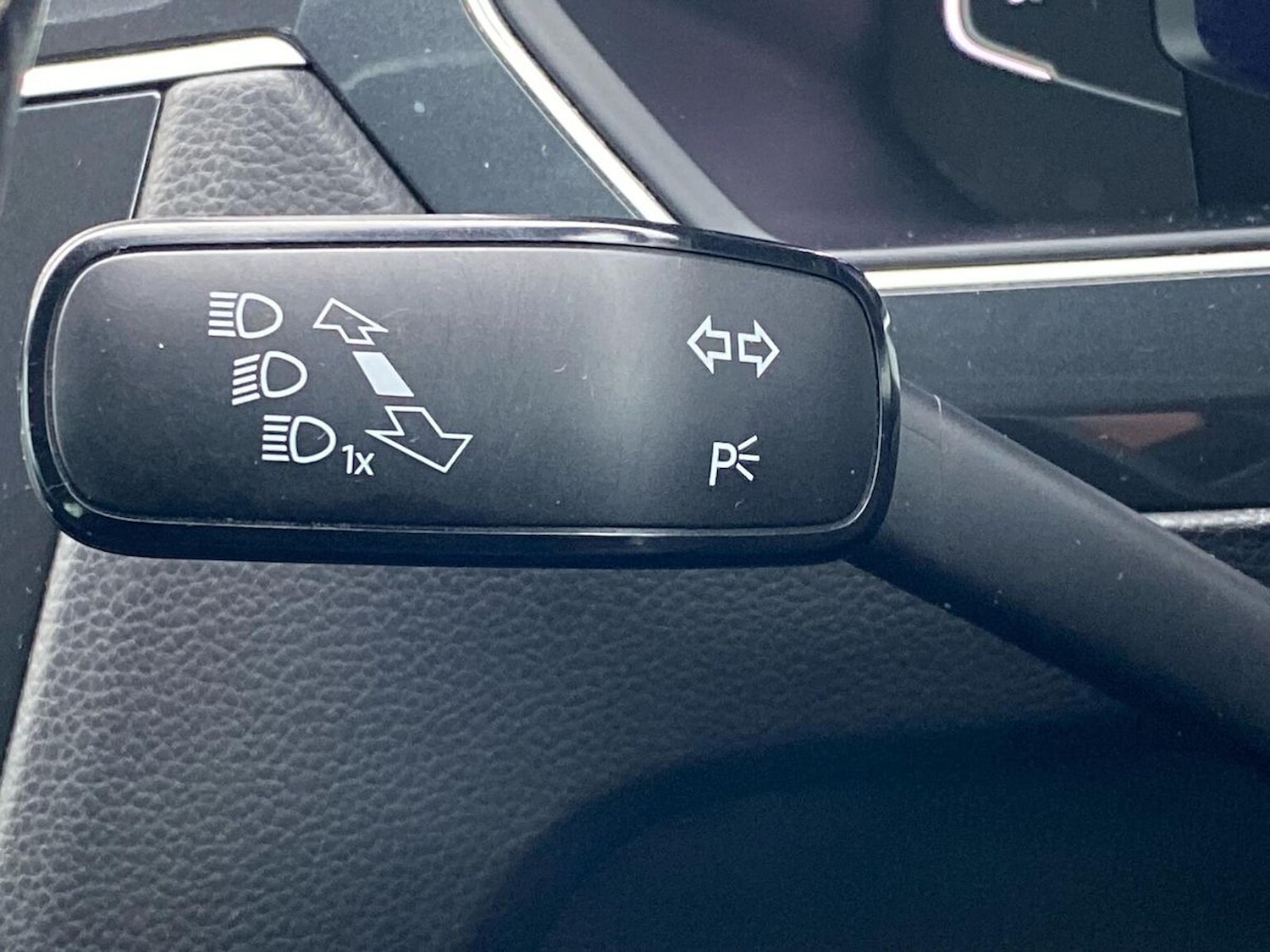 Used Volkswagen Tiguan 2020 for sale - 76969999: Photo 29