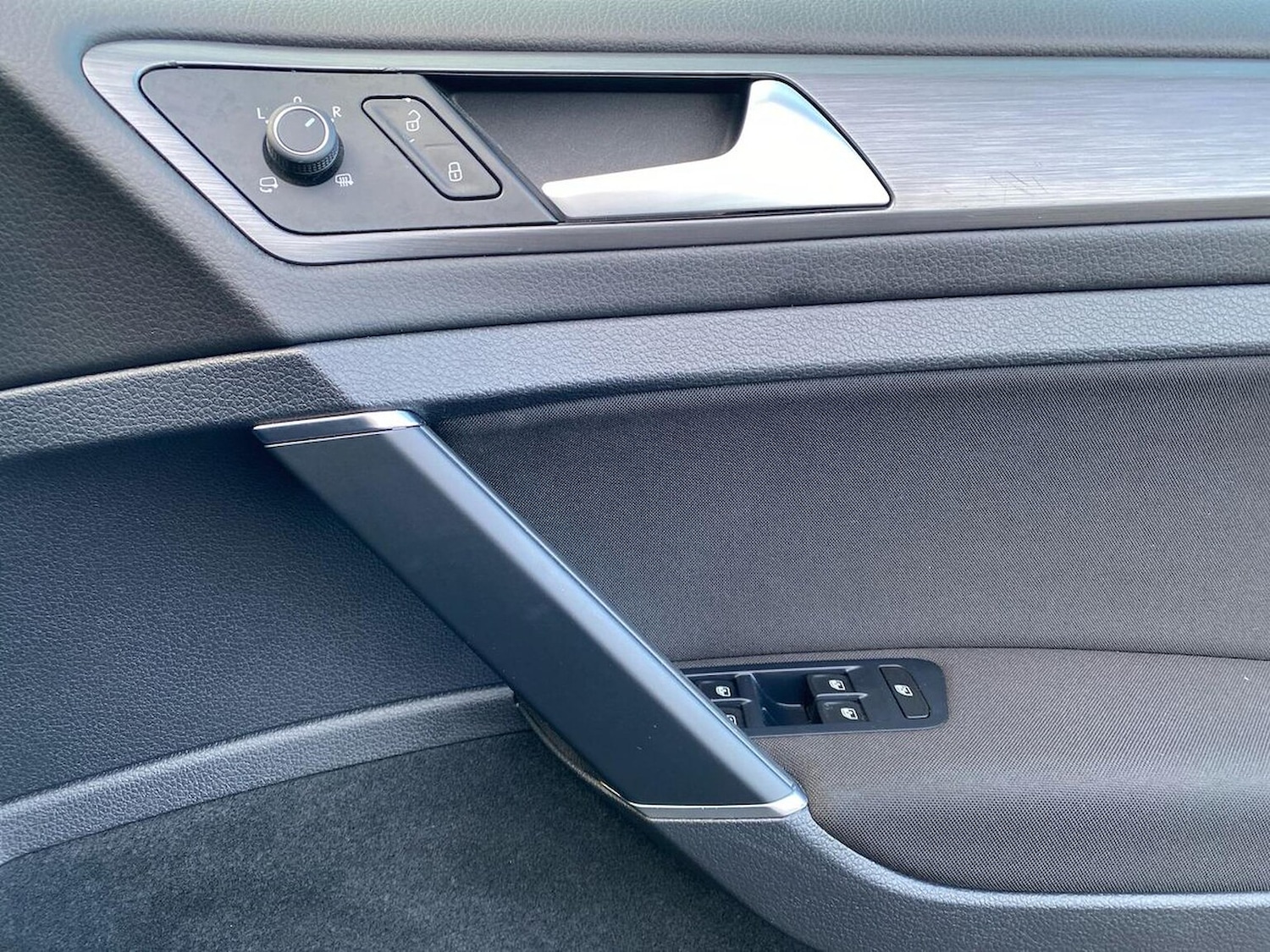 Used Volkswagen Golf 2017 for sale - 76541839: Photo 21