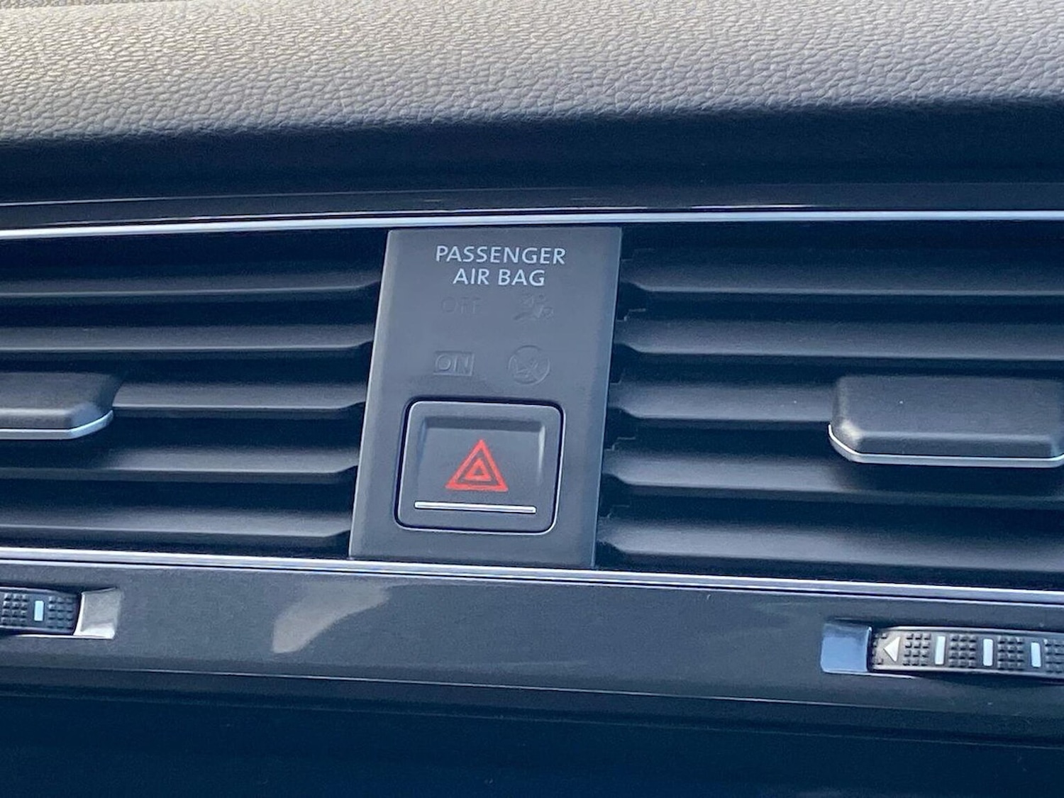 Used Volkswagen Golf 2017 for sale - 76541839: Photo 22