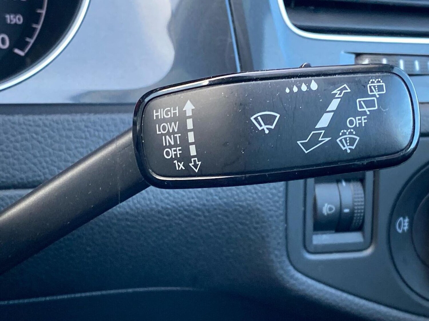 Used Volkswagen Golf 2017 for sale - 76541839: Photo 28