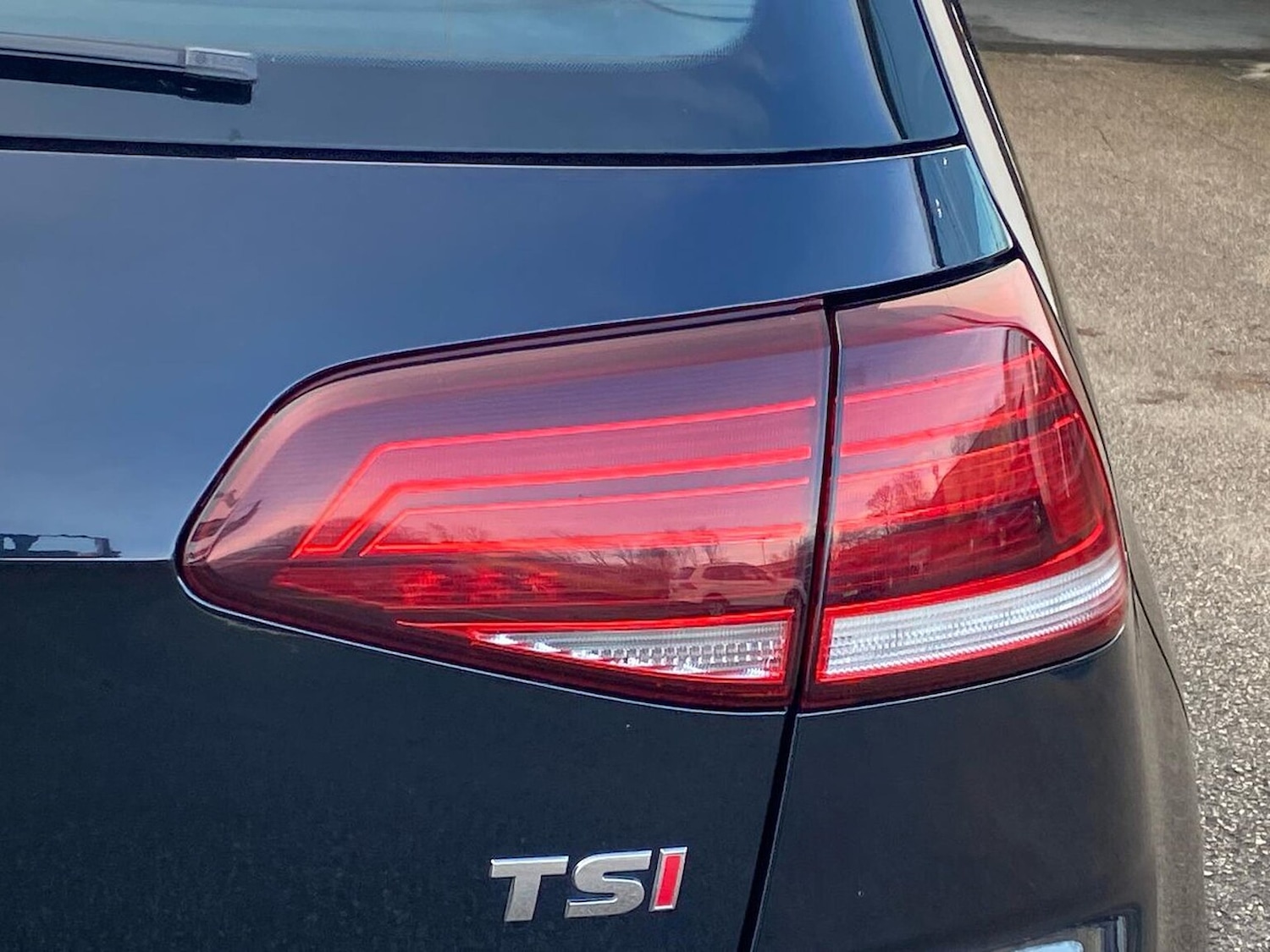 Used Volkswagen Golf 2017 for sale - 76541839: Photo 34