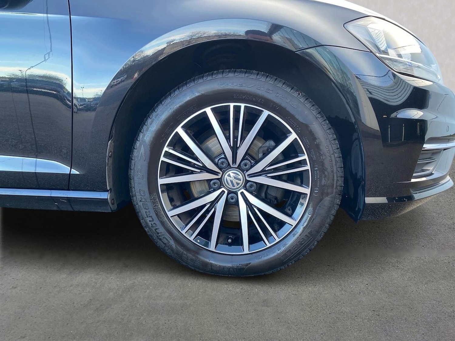 Used Volkswagen Golf 2017 for sale - 76541839: Photo 6