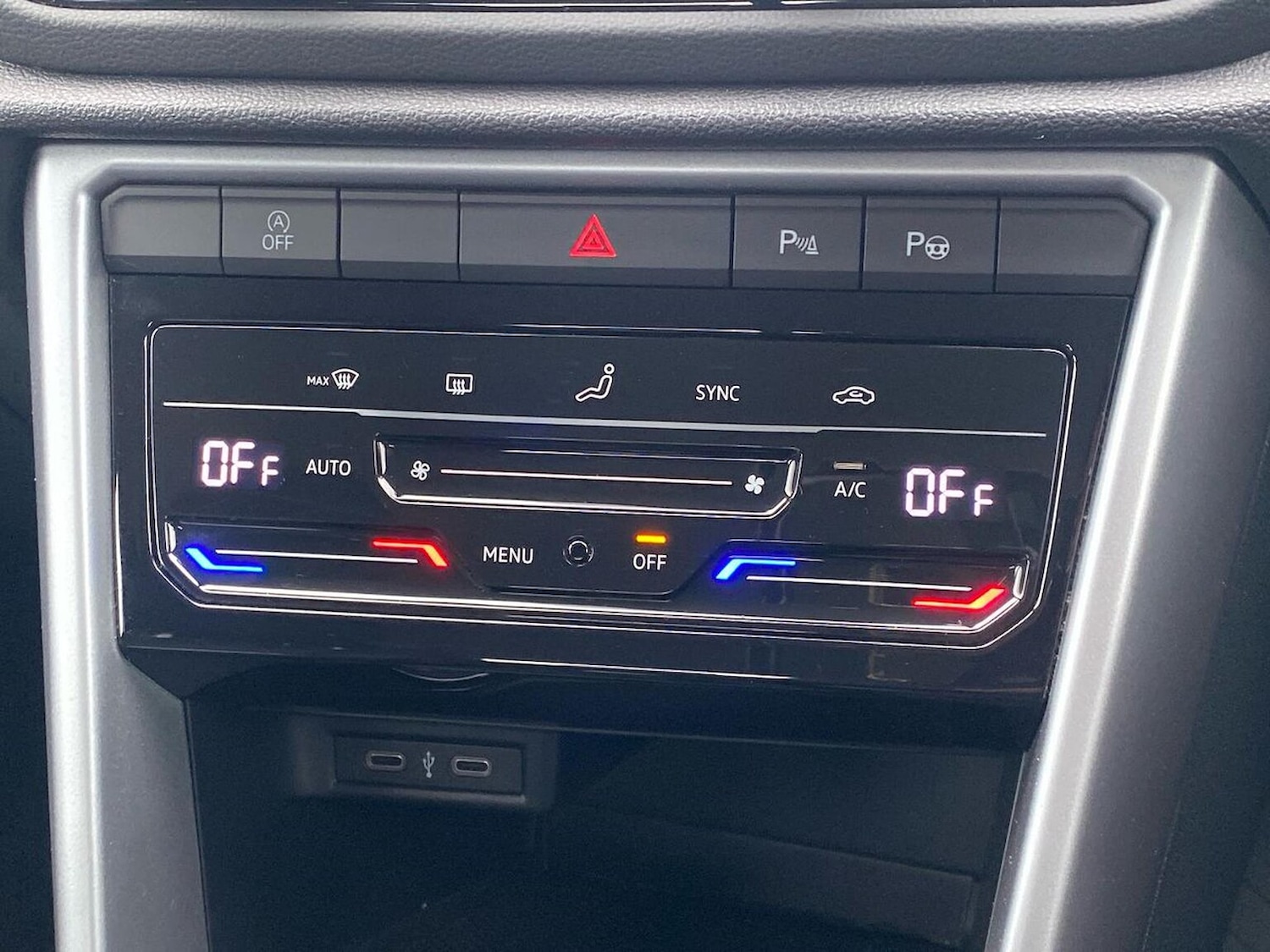 Used Volkswagen T-Roc 2022 for sale - 76490524: Photo 12