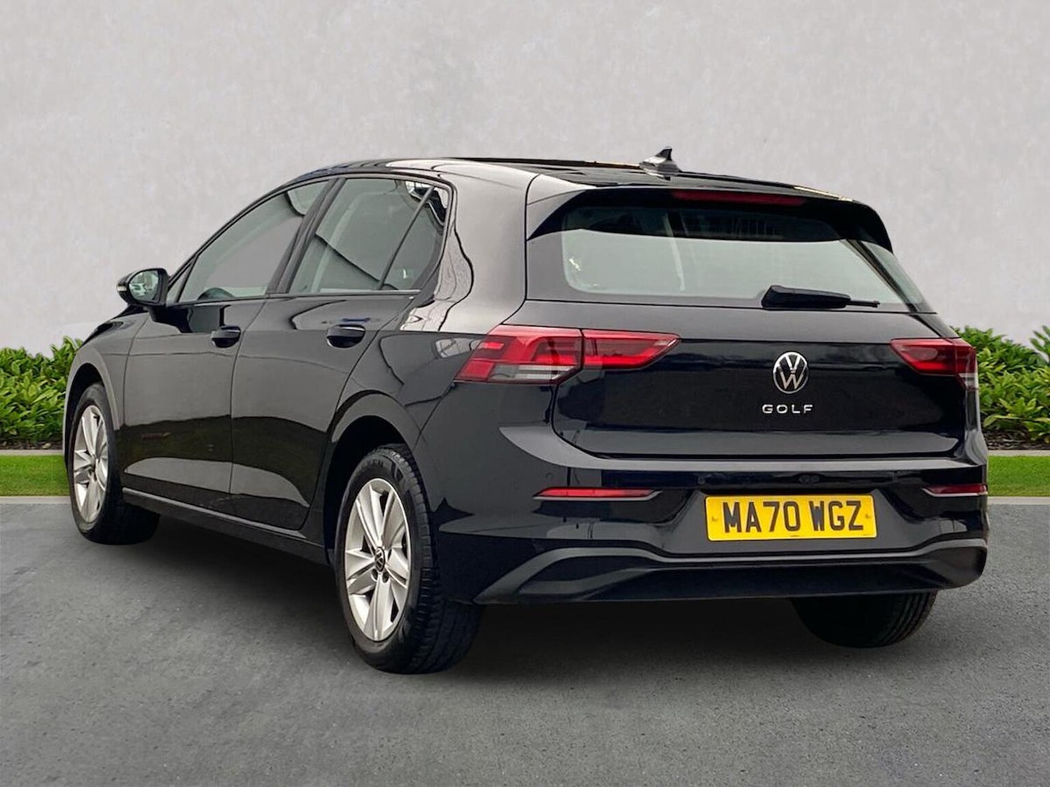 Used Volkswagen Golf 2020 for sale - 76713212: Photo 2