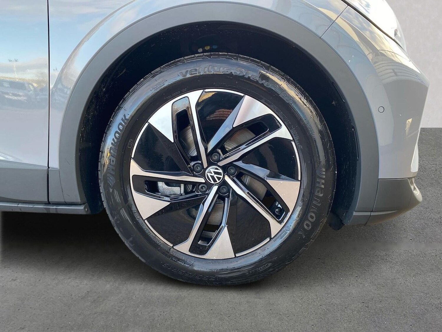 Used Volkswagen ID.4 2025 for sale - 77488207: Photo 6