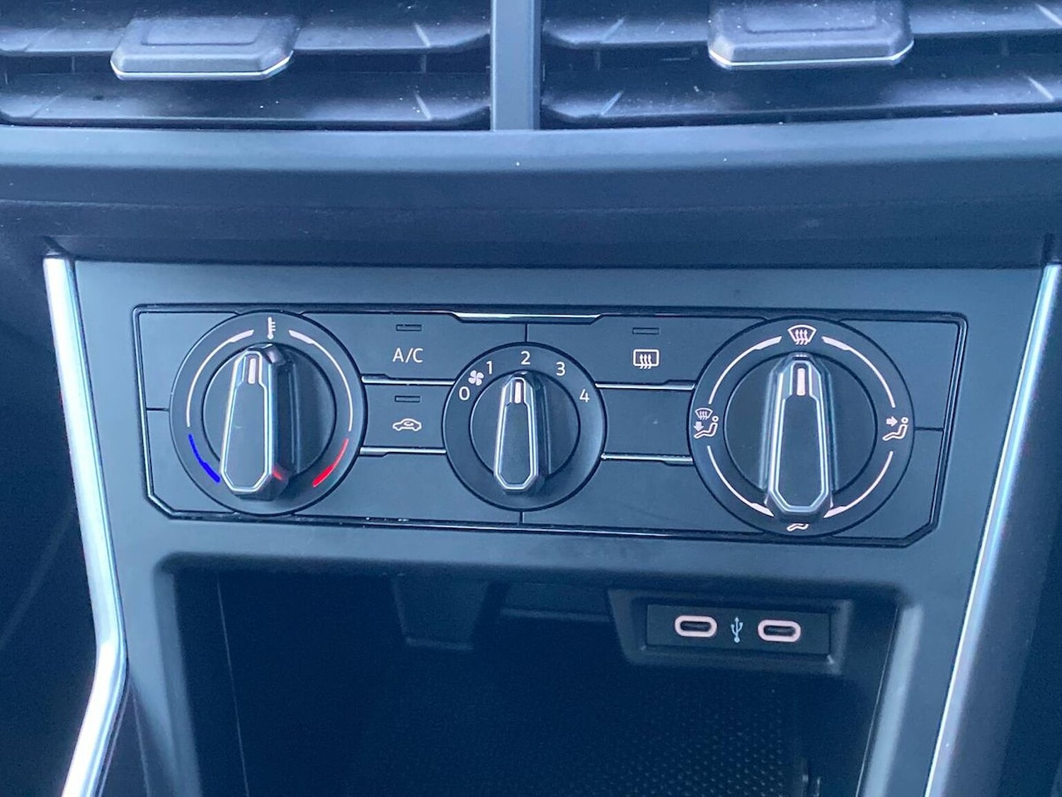 Used Volkswagen Polo 2024 for sale - 76777353: Photo 12