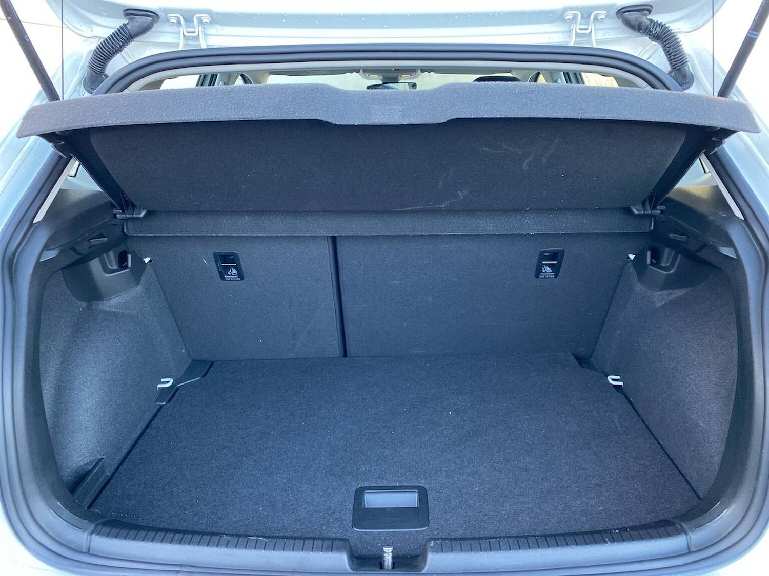 Used Volkswagen Polo 2024 for sale - 76777353: Photo 17