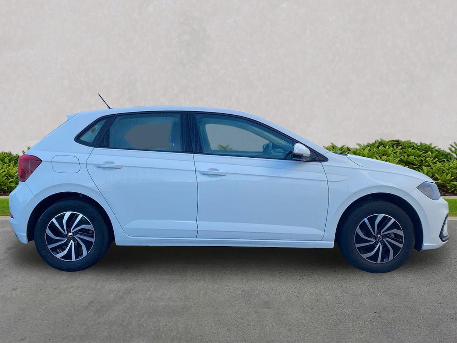 Used Volkswagen Polo 2024 for sale - 76777353: Photo 3