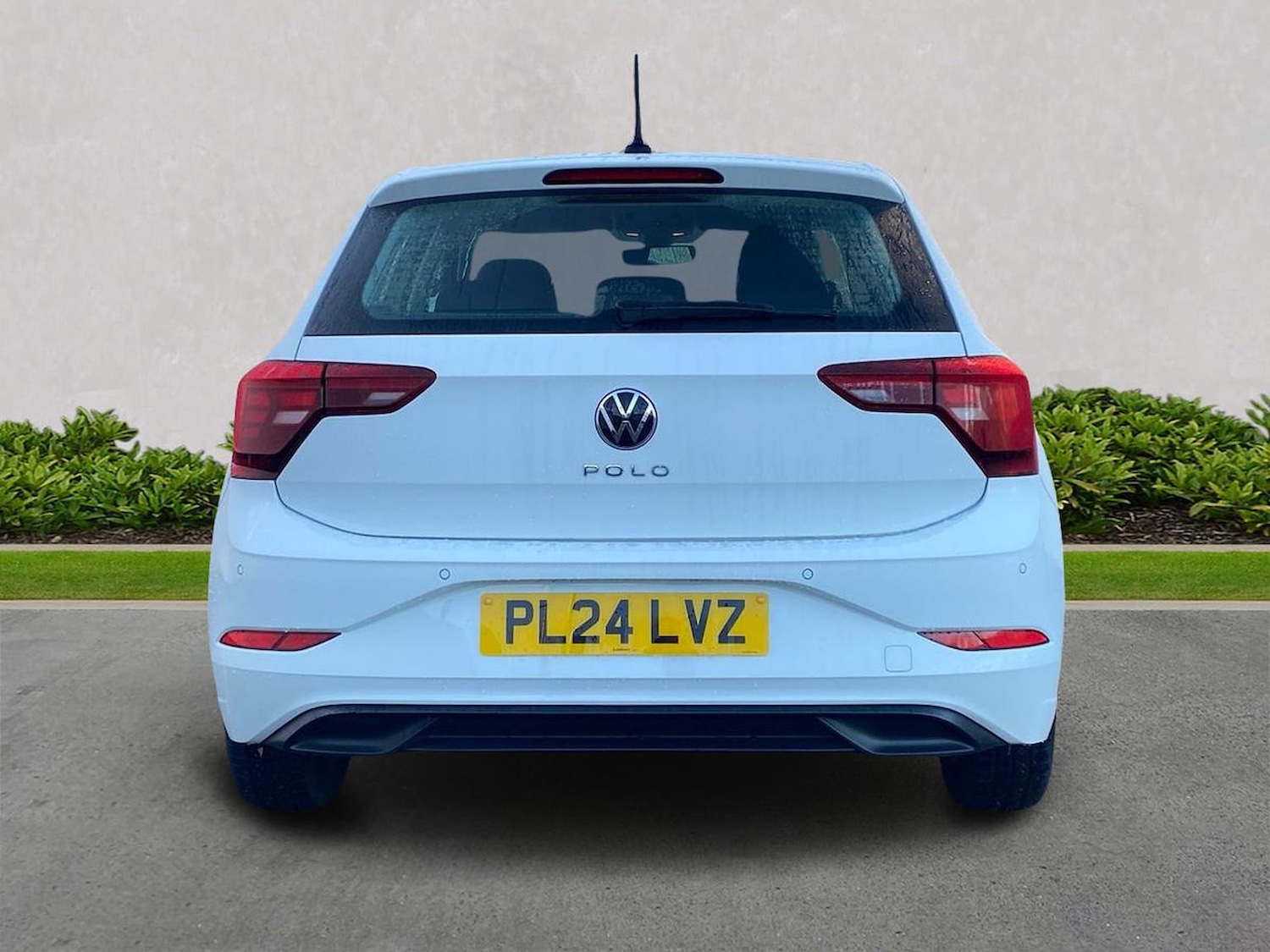 Used Volkswagen Polo 2024 for sale - 76777353: Photo 4