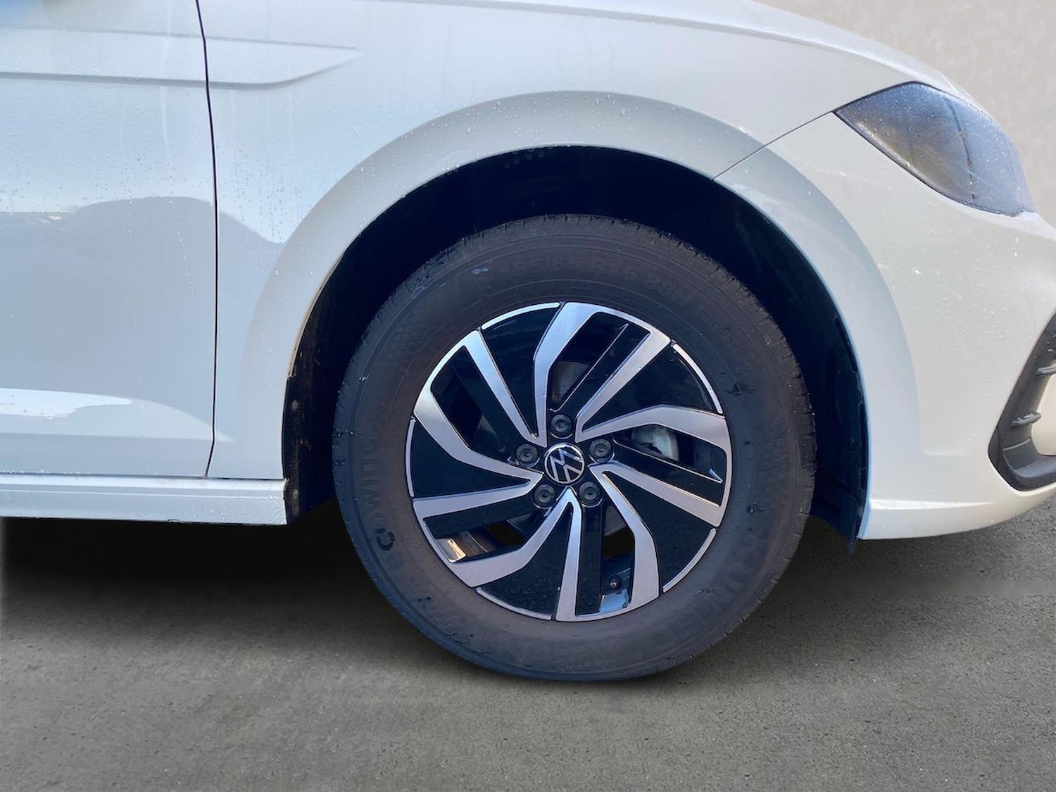 Used Volkswagen Polo 2024 for sale - 76777353: Photo 6