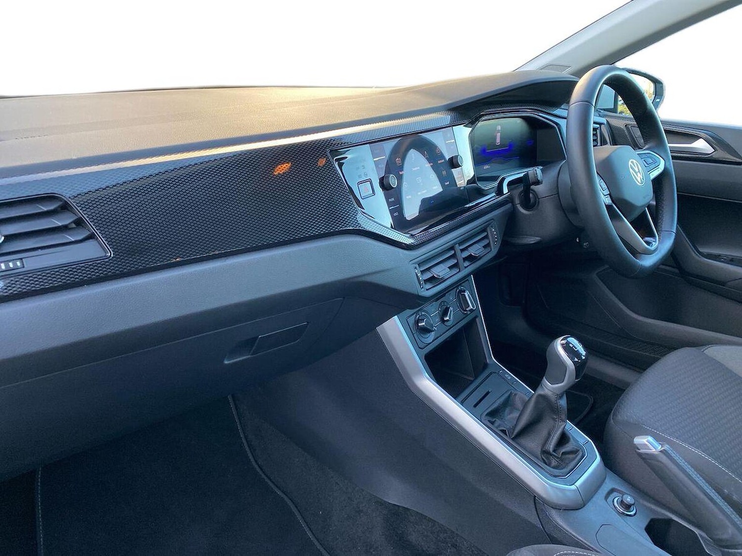 Used Volkswagen Polo 2024 for sale - 76777353: Photo 7