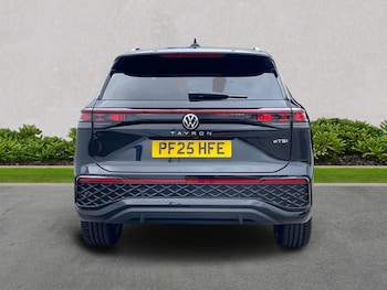 Used Volkswagen Touran 2025 for sale - 75498106: Photo