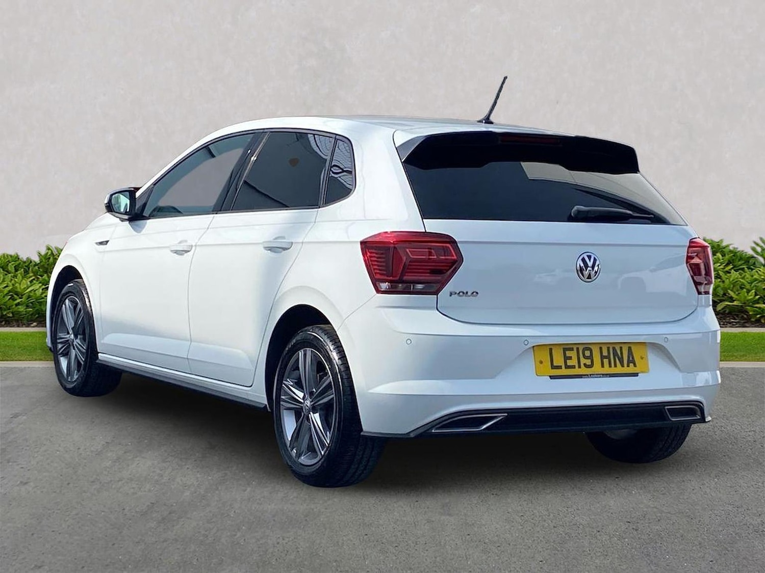 Used Volkswagen Polo 2019 for sale - 78195931: Photo 2