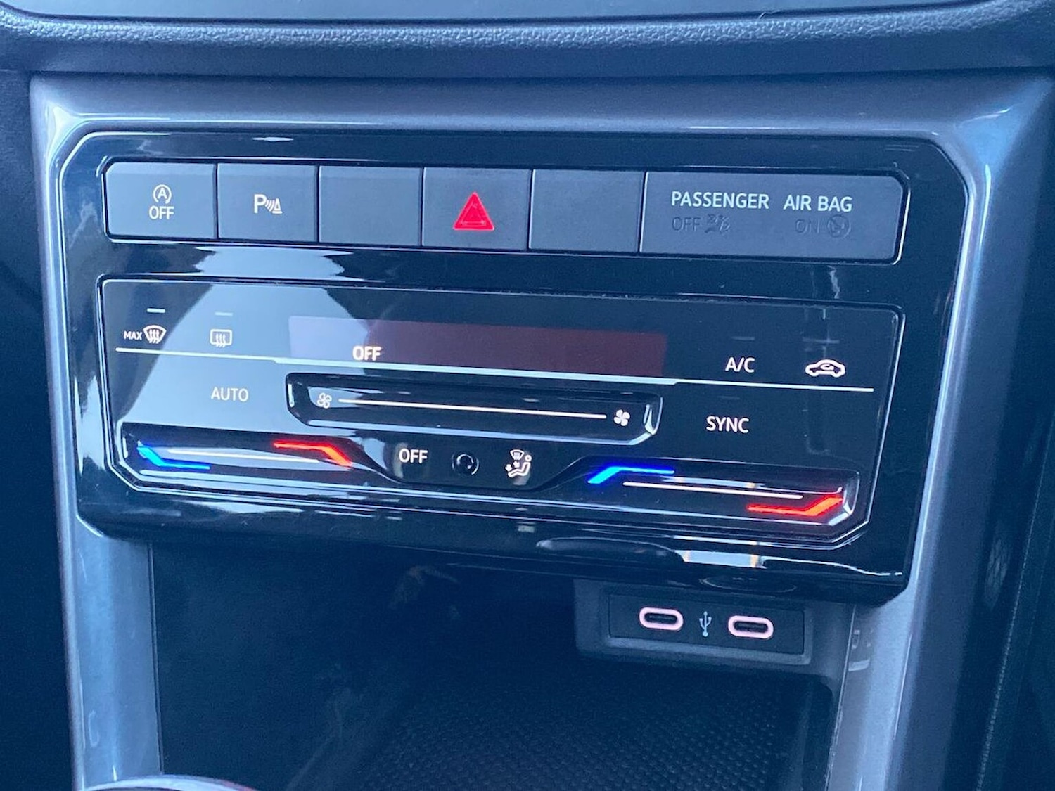 Used Volkswagen T-Cross 2022 for sale - 76693441: Photo 12