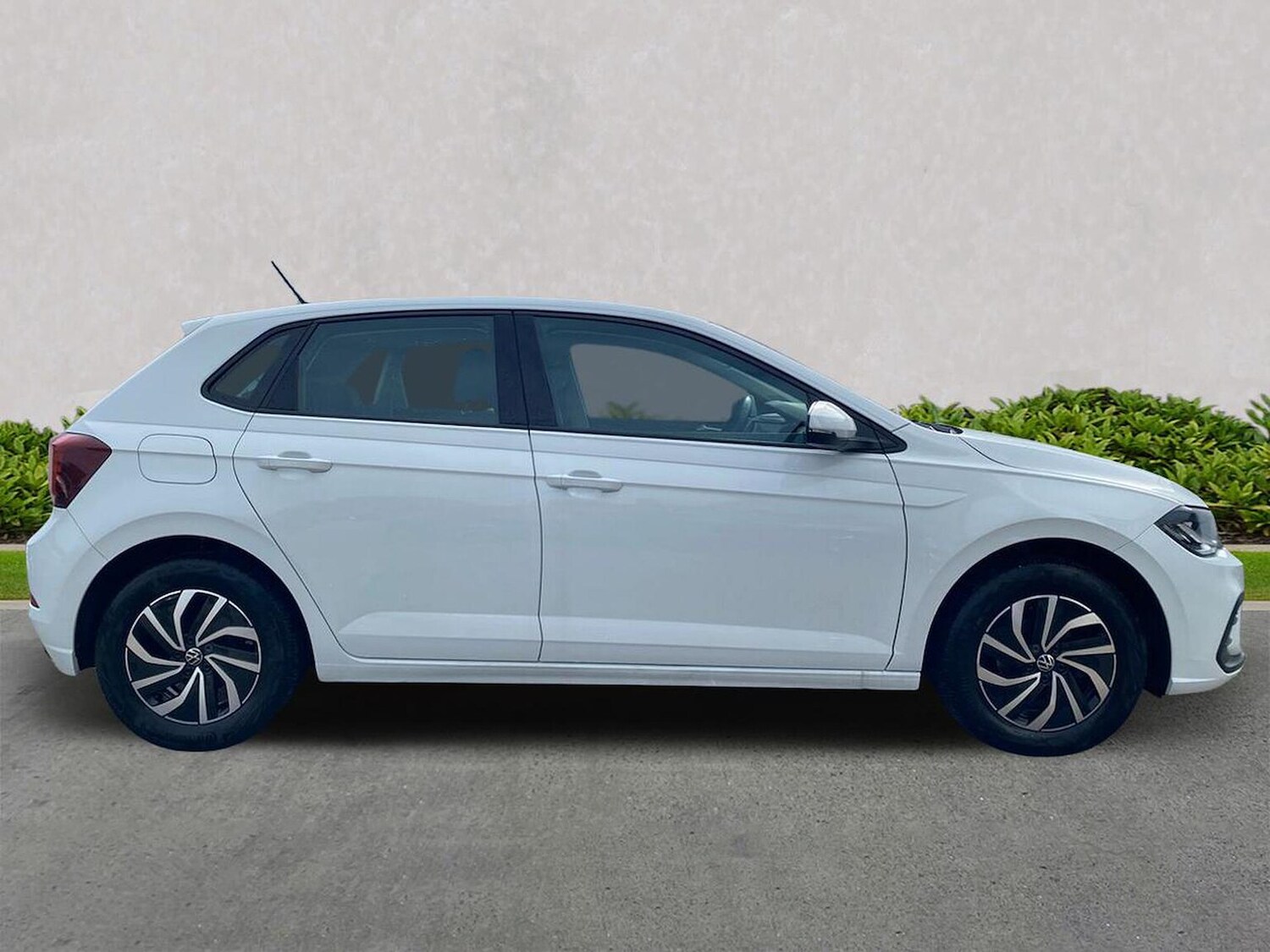 Used Volkswagen Polo 2023 for sale - 76047732: Photo 3
