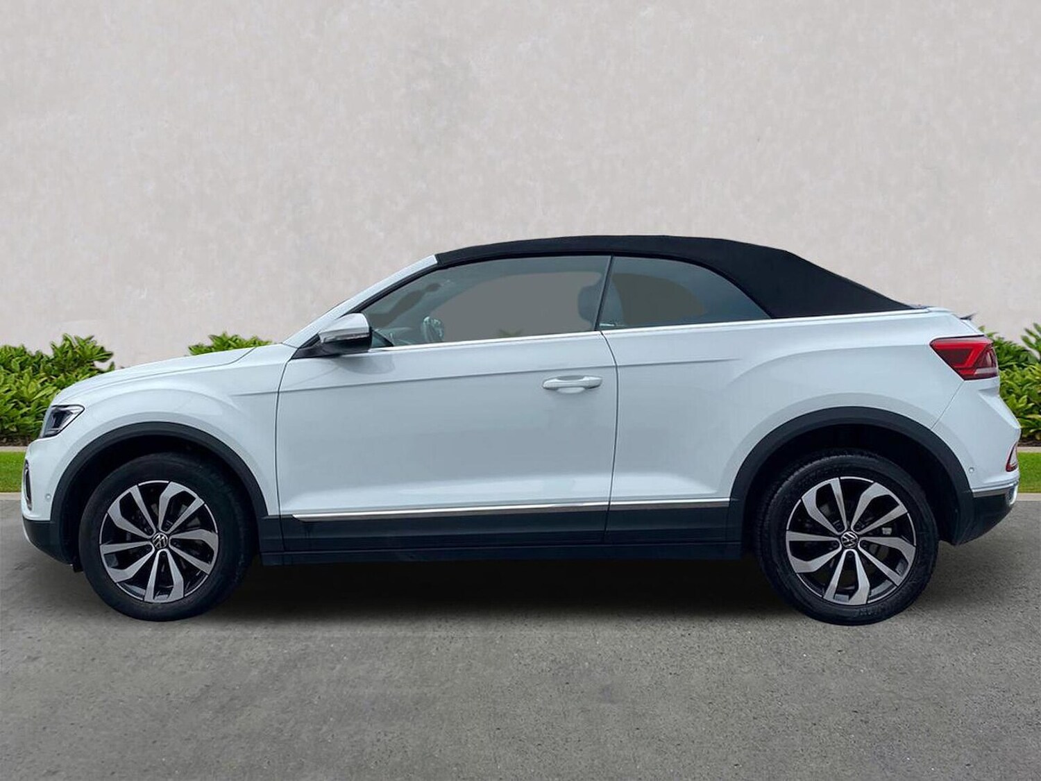 Used Volkswagen T-Roc 2023 for sale - 76127144: Photo 19