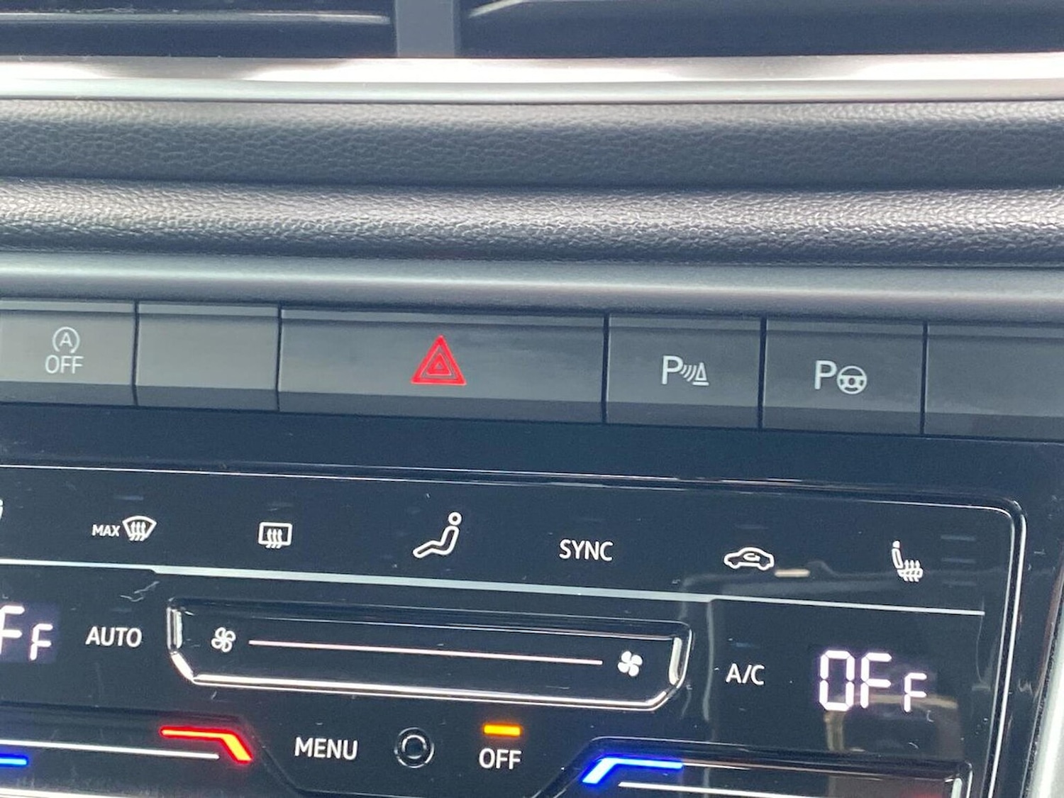 Used Volkswagen T-Roc 2023 for sale - 76127144: Photo 22