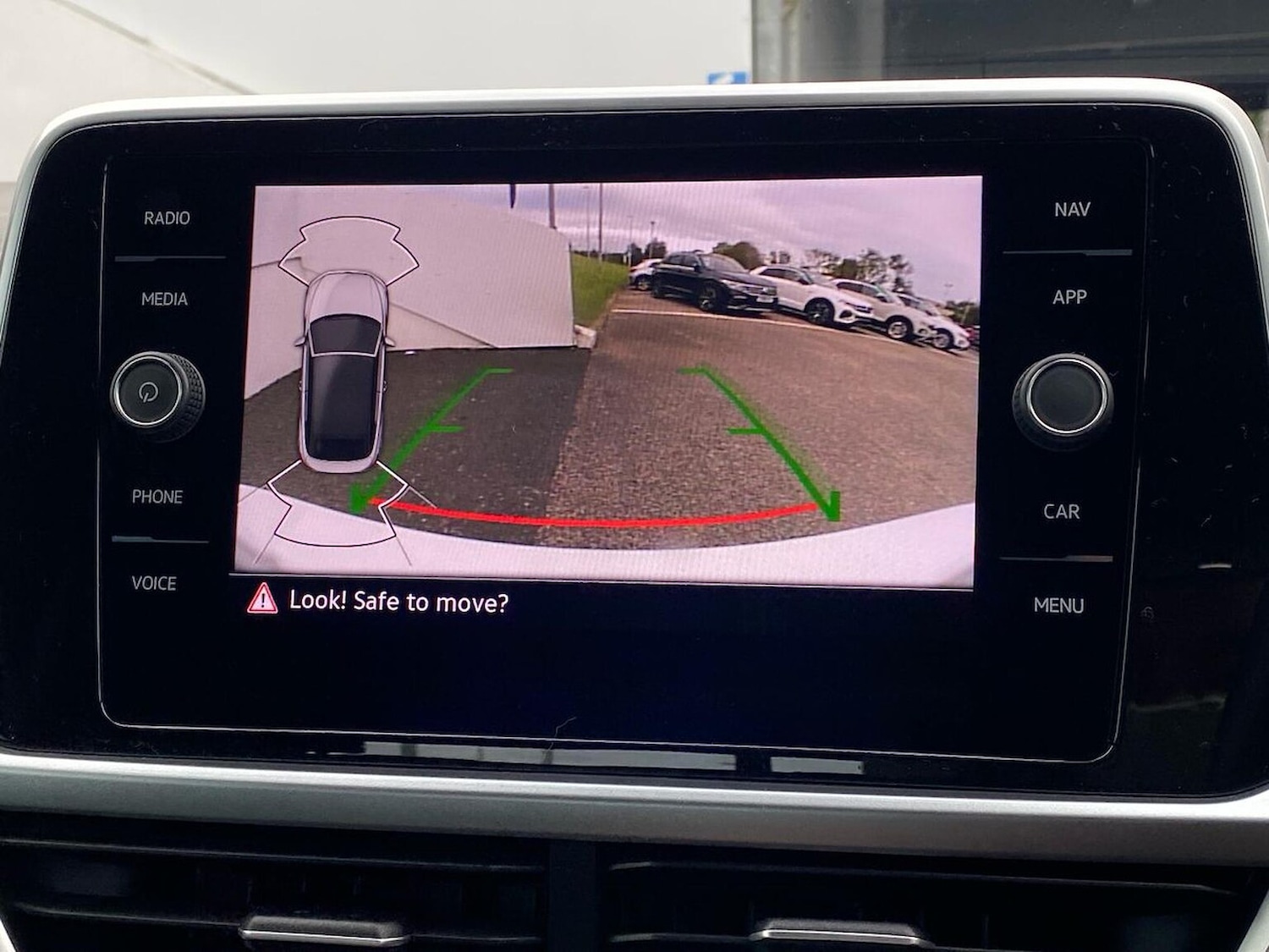 Used Volkswagen T-Roc 2023 for sale - 76127144: Photo 23