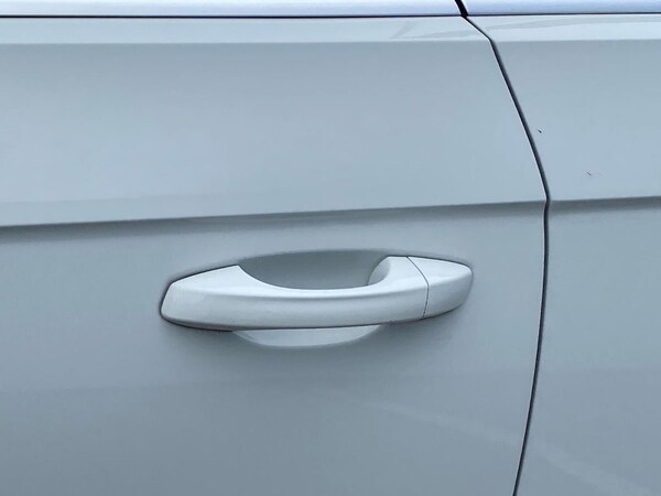 Used Volkswagen T-Roc 2023 for sale - 76127144: Photo 36