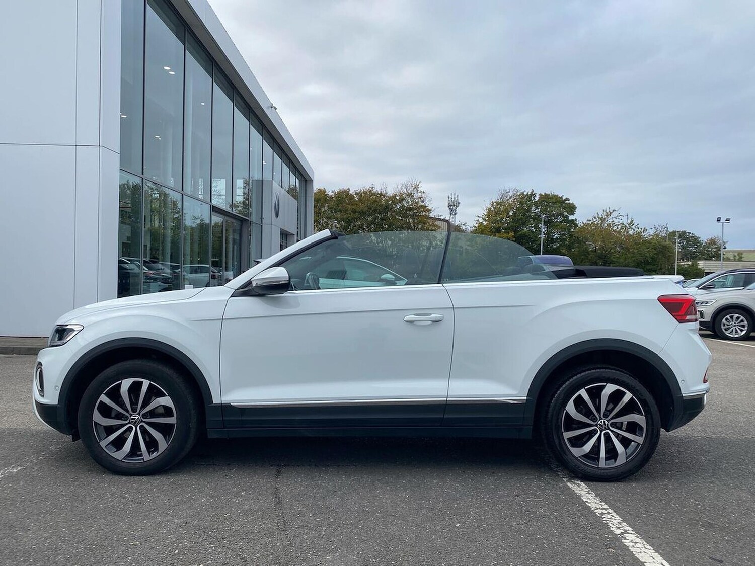 Used Volkswagen T-Roc 2023 for sale - 76127144: Photo 38