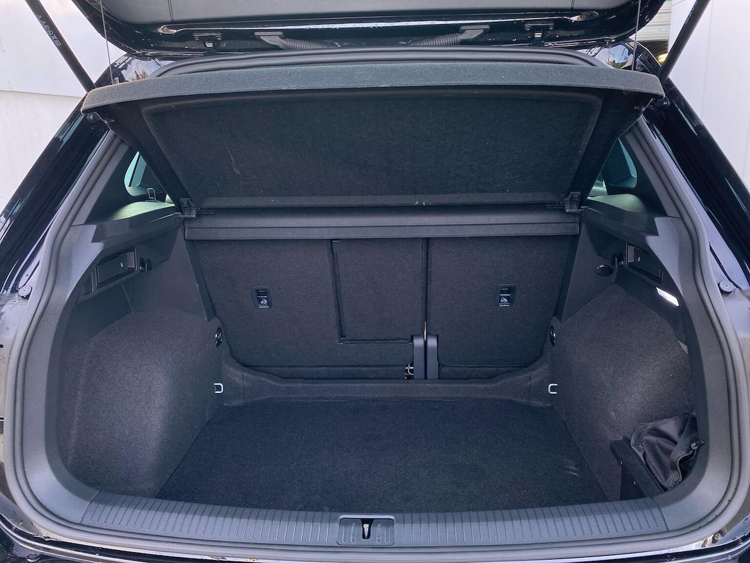 Used Volkswagen Tiguan 2023 for sale - 76924565: Photo 17