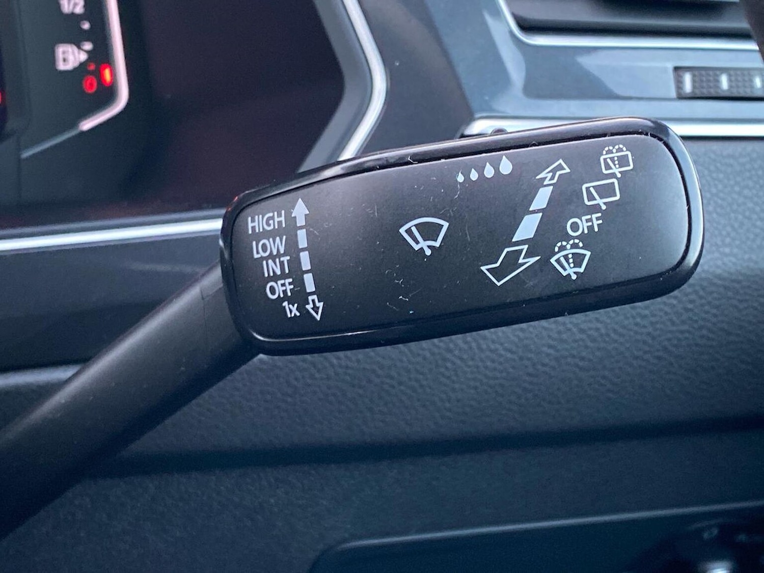 Used Volkswagen Tiguan 2023 for sale - 76924565: Photo 28