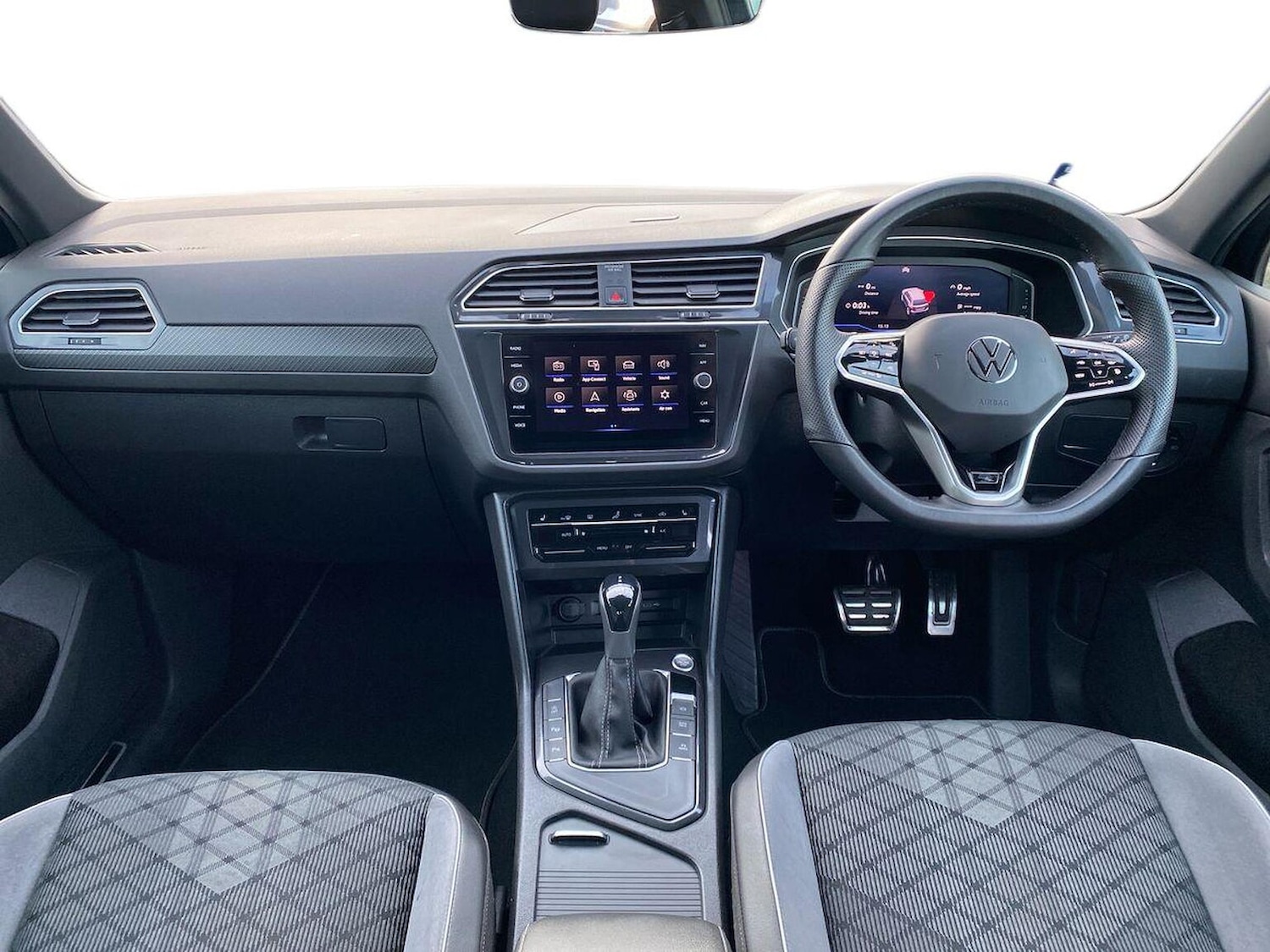 Used Volkswagen Tiguan 2023 for sale - 76924565: Photo 8