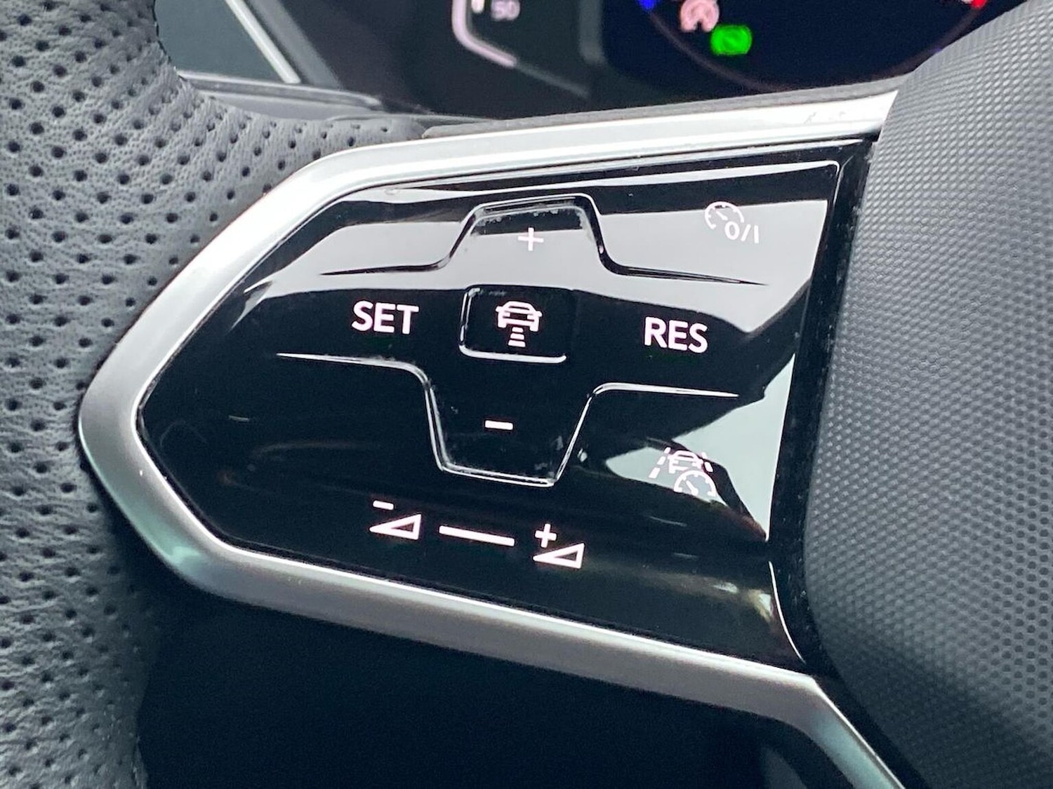 Used Volkswagen Tiguan 2022 for sale - 77616675: Photo 27