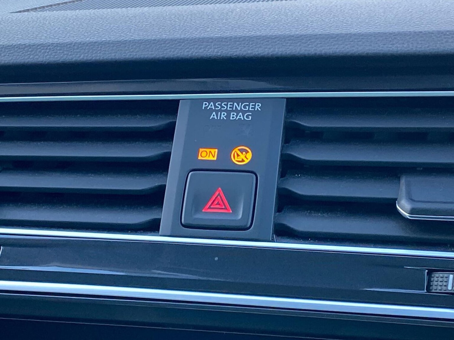 Used Volkswagen Tiguan 2020 for sale - 76600140: Photo 22