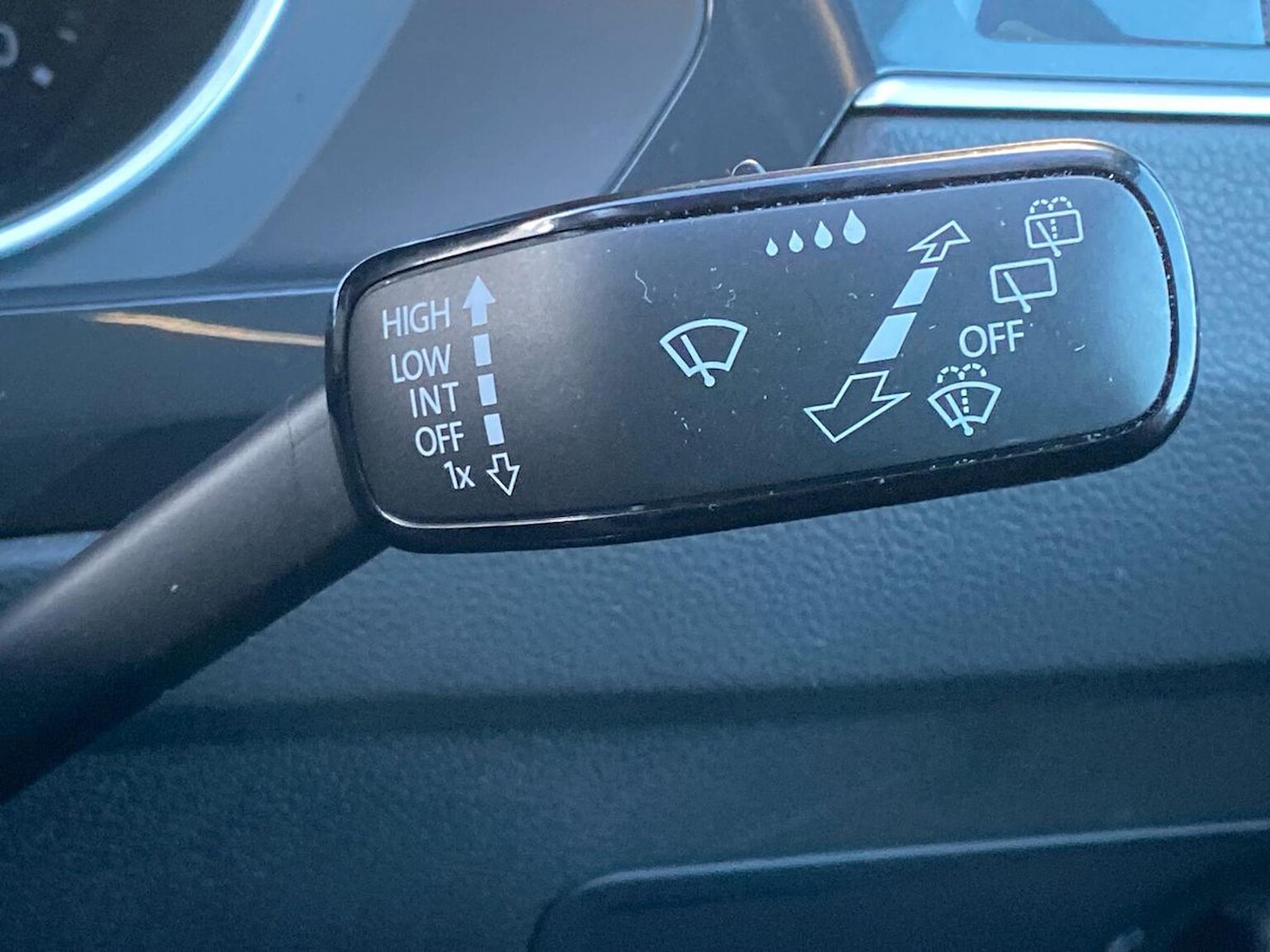 Used Volkswagen Tiguan 2020 for sale - 76600140: Photo 28