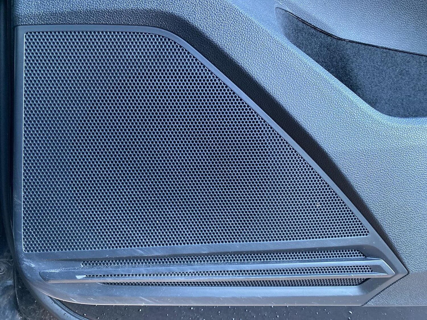 Used Volkswagen Tiguan 2020 for sale - 76600140: Photo 30