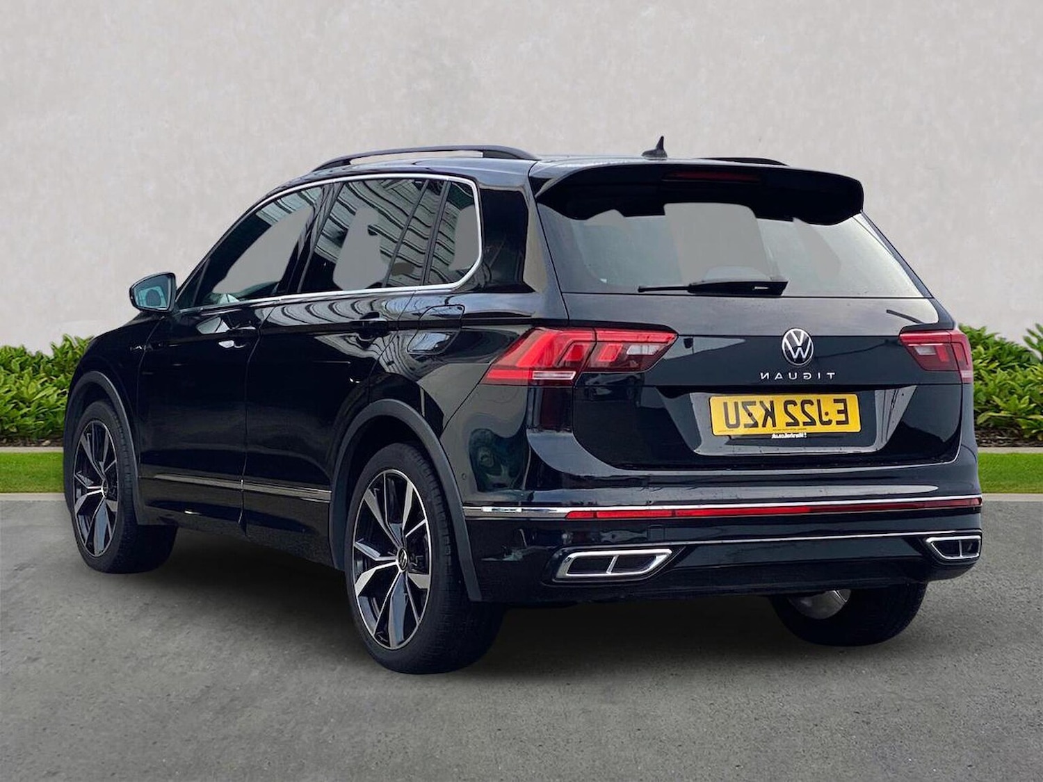 Used Volkswagen Tiguan 2022 for sale - 76957497: Photo 2