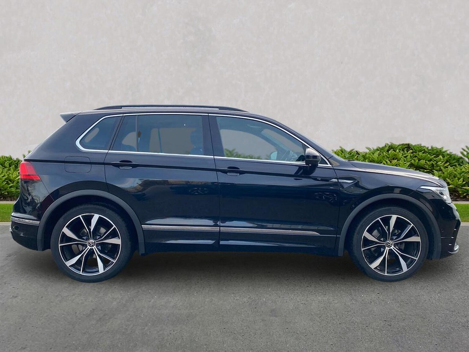 Used Volkswagen Tiguan 2022 for sale - 76957497: Photo 3