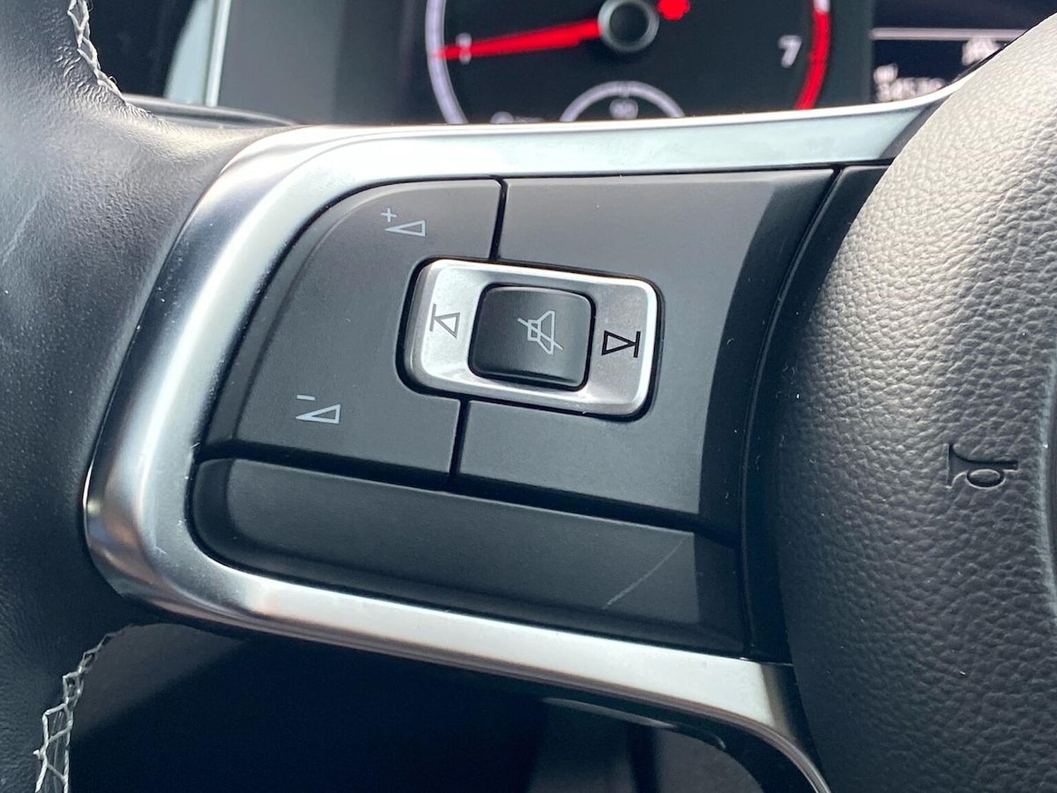 Used Volkswagen Polo 2021 for sale - 76464673: Photo 26